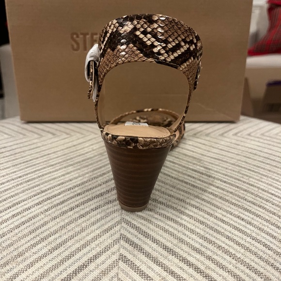 Steve Madden Graze Tan Snake Size 7 Women’s Wedge. New in Box. - Picture 4 of 5